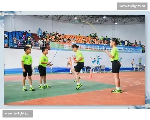 儿童跳绳比赛精彩纷呈 展现少年活力与团队协作精神